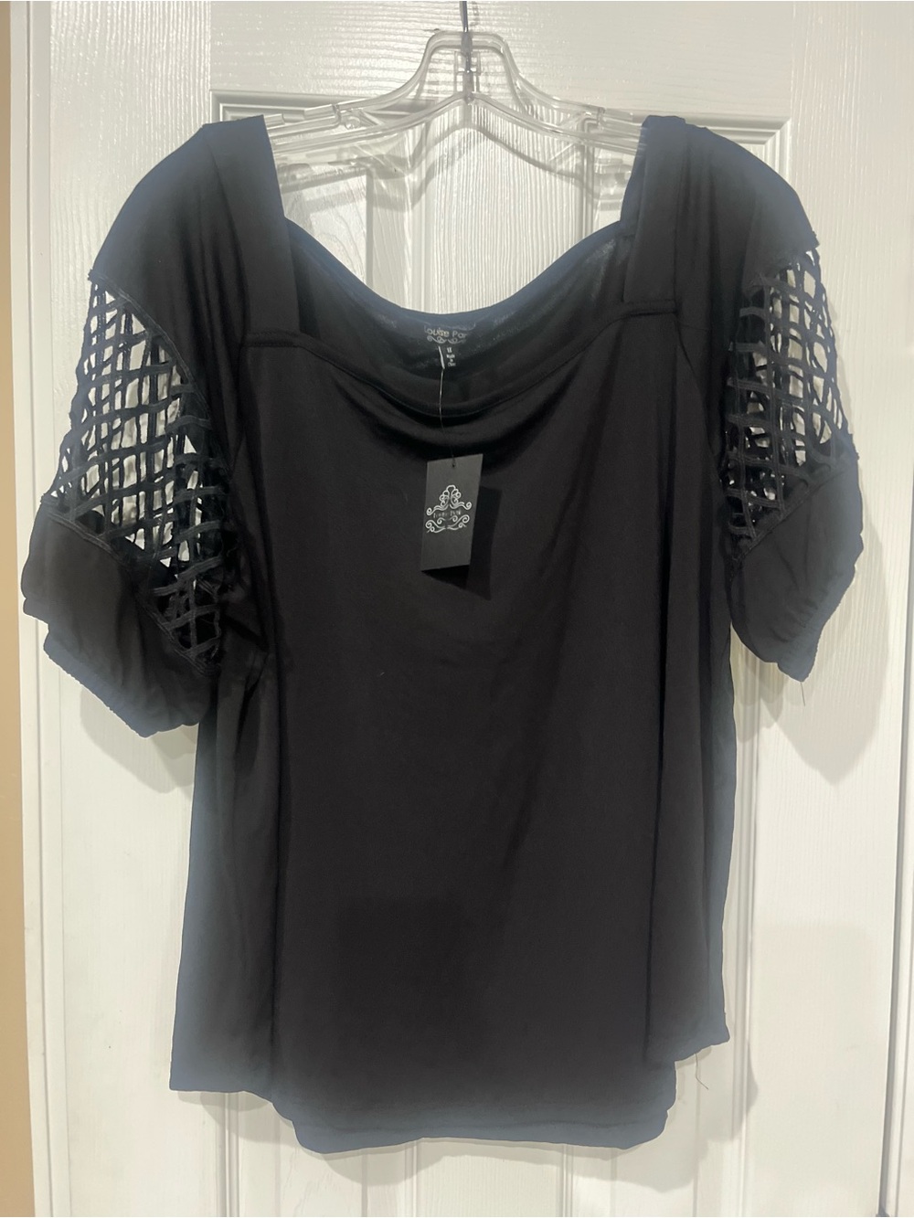 Black Cold-Shoulder Short Sleeve Top with Lattice Sleeves